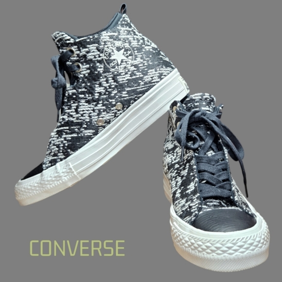 Converse Chuck Taylor All Star Winter Knit Selene Mid Zip Sneaker - Picture 2 of 10